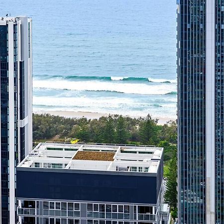 Coastal Chic 2 Bed Apt In Broadbeach Apartment โกลด์โคสต์ ภายนอก รูปภาพ